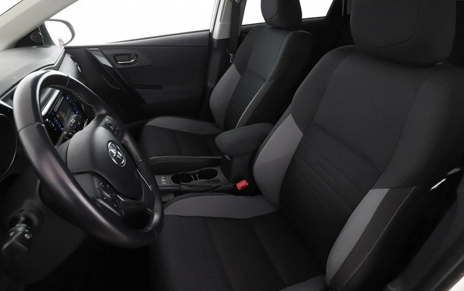 Toyota Auris cena 57200 przebieg: 164281, rok produkcji 2015 z Szczucin małe 352